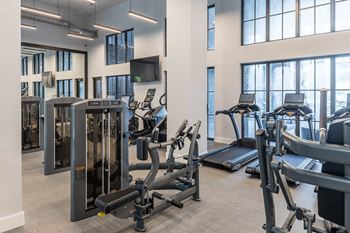 a gym with treadmills and other exercise equipment at Leena Plantation, Plantation Florida